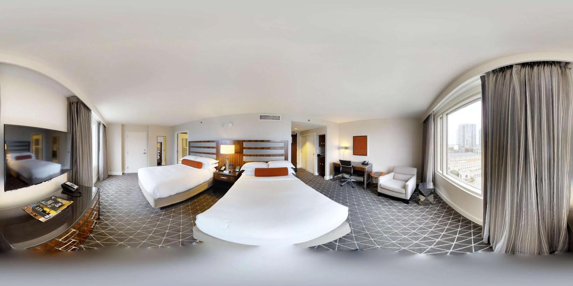Hilton Downtown 4*