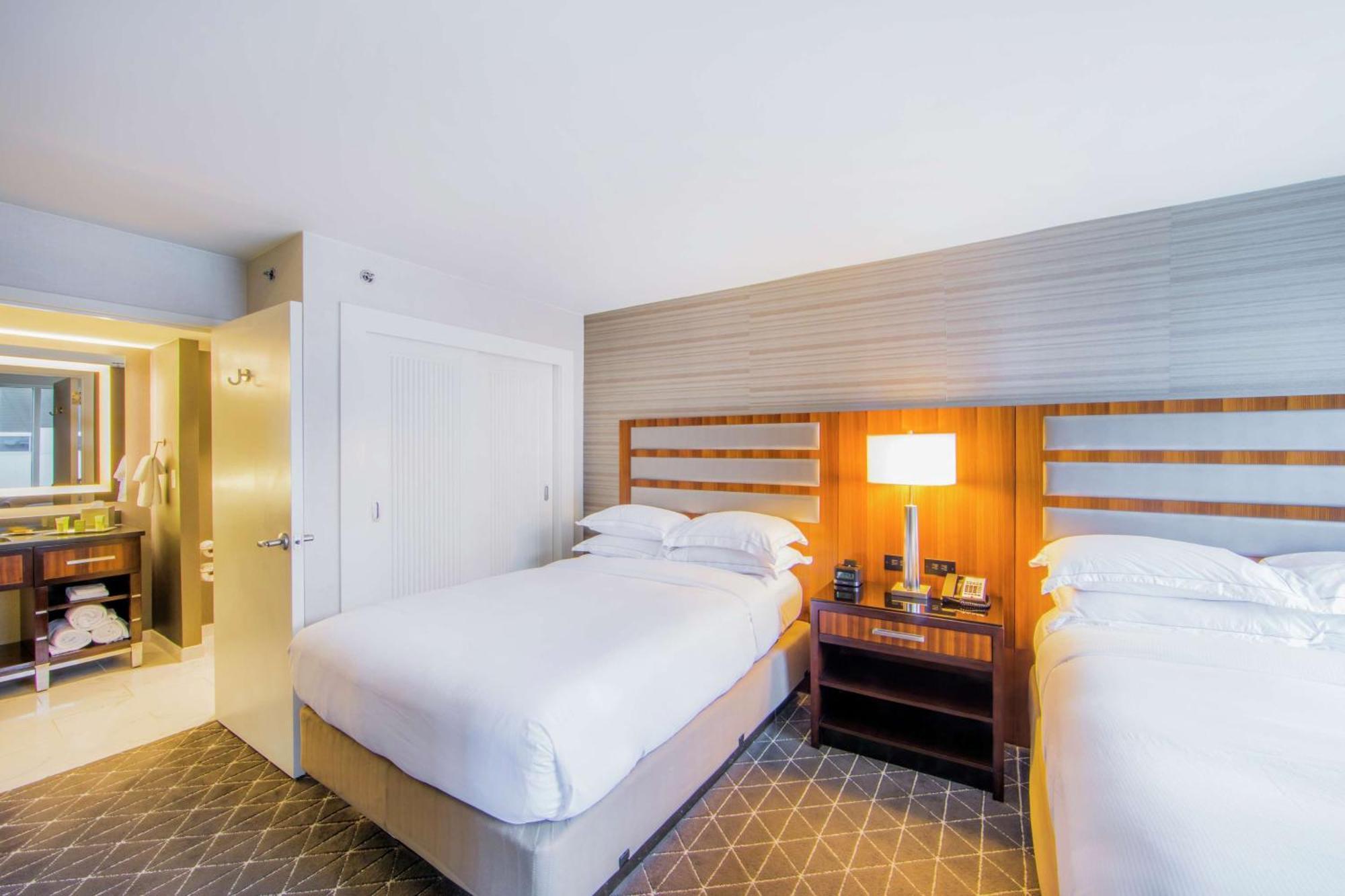 Hilton Downtown 4*